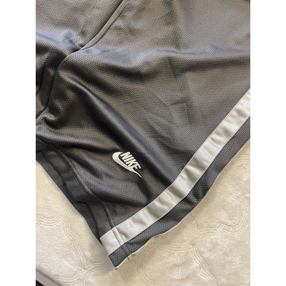 Nike Gray Sweatpants with White Stripes - Picture 3 of 15